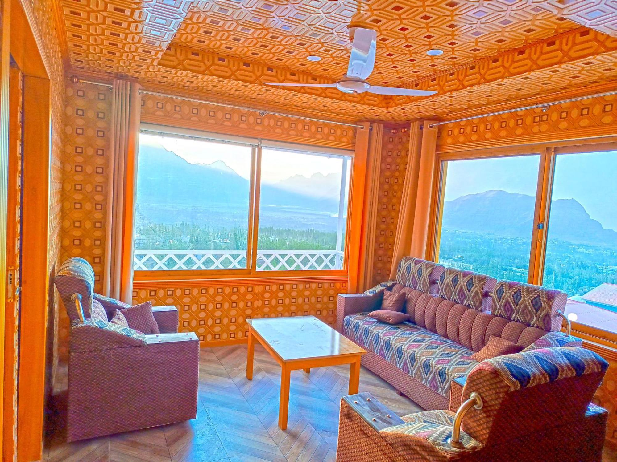 Hotel Mountain Lodge Skardu Exterior foto